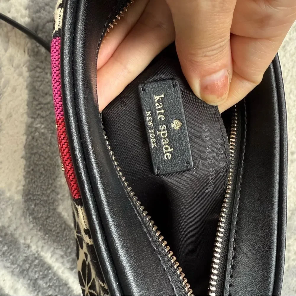 Kate Spade Spade Flower Jacquard Stripe Market Camera Bag in Cream Multi NWOT